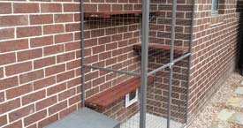 Outside Retreat for the Cat !